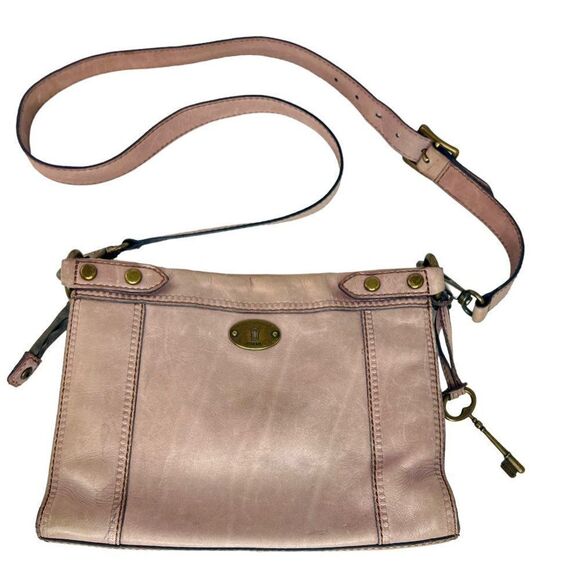 Fossil Beige Leather Medium Sized Shoulder / Crossbody Bag with Key Keychain - Picture 7 of 9